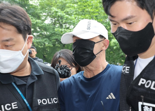 5호선 불지른 60대 남성…처벌·손해배상 어떻게 이뤄질까? [법조계에 물어보니 655]