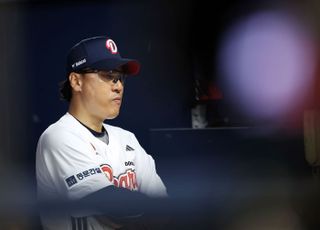 실패로 끝난 ‘감독 이승엽’ 국민타자의 씁쓸한 퇴장
