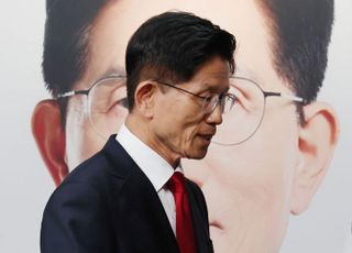 [6/4(수) 데일리안 출근길 뉴스] '윤석열 그림자' 벗어나지 못한 김문수·국민의힘, 민심 멀어지게 했다 등