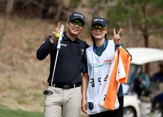 ‘캐디 아내의 조력’ 14년차 김민수, 첫 우승의 꿈 현재 진행형