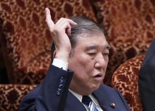 [이재명 취임] 이시바 “한·일 정상회담 조속히 개최하자”