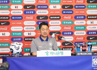 이민성 22세 이하 대표팀 감독 “모두가 행복한 축구 만들겠다”
