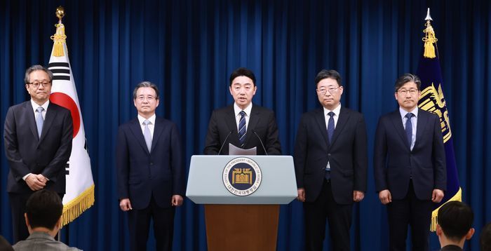 대통령실 정책실장에 김용범 전 기재부 1차관…경제성장수석 하준경 교수