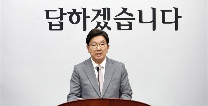 권성동 "차기 비대위원장 지명 생각 없다…음모론은 논리적 정합성 없어"