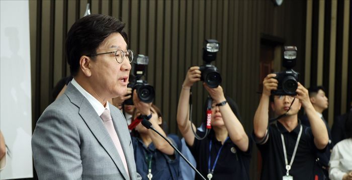 이준우 “국민의힘 지도부, 대선 패배 책임질 것…김문수 당권 도전 가능성”