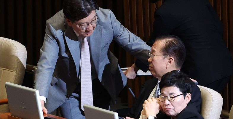 "화전민(火田民)정치 필요"…평론가들이 진단한 국민의힘은