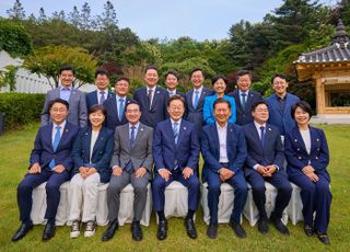 李대통령, 與지도부와 만찬…"국민의 기대에 부응하는게 우리의 첫번째 사명"