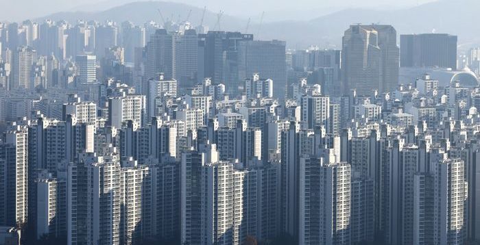 서울-부산 아파트값 격차, 10년새 3.5배 '쑥'…양극화 심화