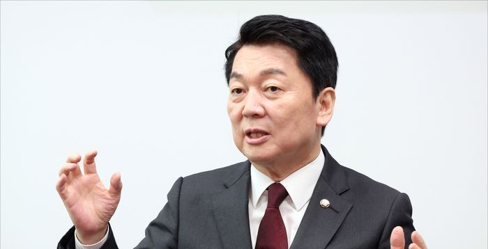 안철수 "'드루킹' 김경수가 행안부 장관?…전과자·무능력자 재활용 공화국"