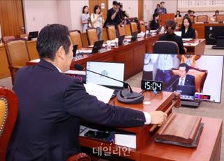 정청래, 국민의힘 '법사위원장 반납' 주장에 "피식 웃음 나"