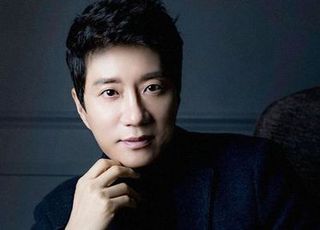 김명민,스타하우스엔터테인먼트와 전속계약…"아낌없이 지원할 것"