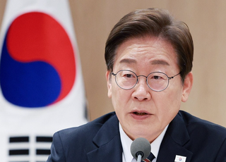서울고법, 李대통령 선거법 파기환송심 연기…"헌법 84조 따른 조치"