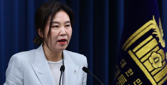 李대통령 "속도감 있게 추경 편성…취약계층·소상공인 지원 우선"