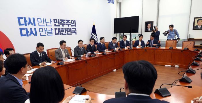 이재명 경기회복 드라이브에…민주당 입법지원 총력