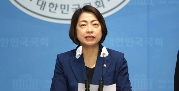 민주당 "이르면 이번주 '3대 특검' 후보 대통령에 추천"