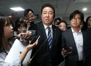 김병기 '배수진'…"아들 국정원 채용에 문제 있다면 의원직 사퇴"