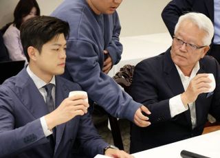 국민의힘 상임고문단, 김용태 '임기 연장'에 힘…"전대까지 직 유지해야"