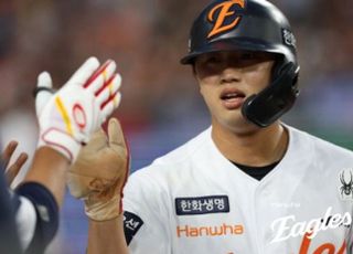 되는 한화! 류현진·플로리얼 대체 자원들, 결승 만루포+승리투수 ‘깜짝 활약’
