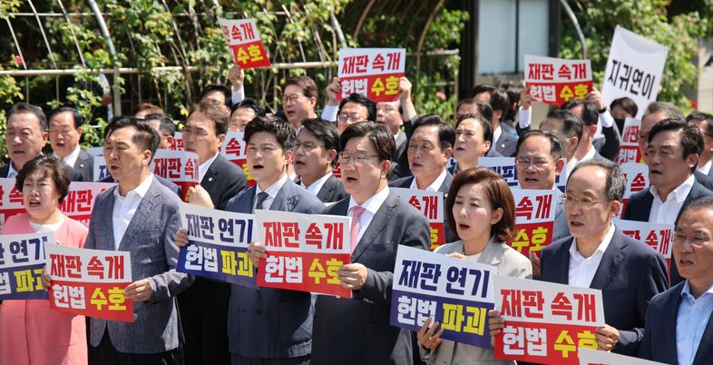 '당내 갈등'에 묻힌 대여 공세…한숨만 늘어가는 국민의힘