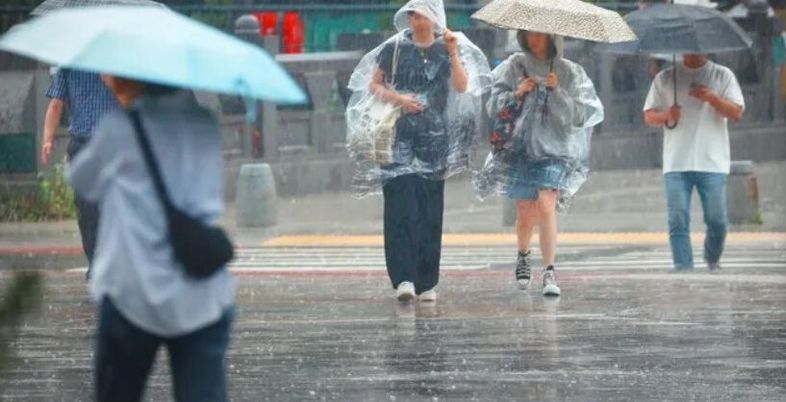 역대 세 번째로 이른 장마…오늘(12일) 제주서 시작