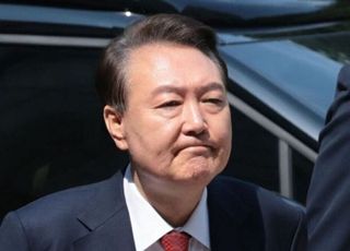 尹 2차 소환도 불응…경찰 "일과 시간까지 기다려보겠다"