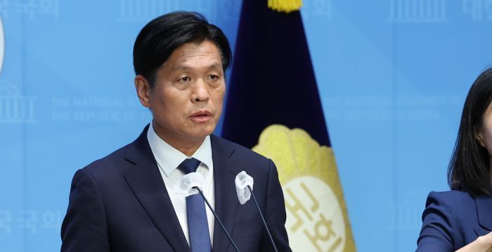 '대통령실 PC 파기지시' 의혹 관련…민주당 "책임 물어야"