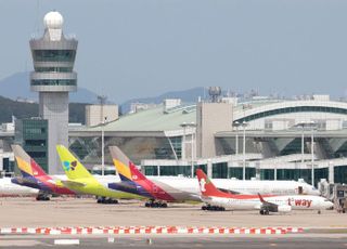 허니문 랠리에도 나 홀로 제자리 걸음 '항공주'…하반기 전망도 엇갈려