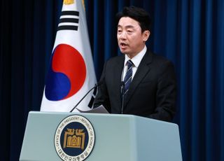 [속보] 대통령실, 안보실 1차장 김현종·2차장 임웅순·3차장 오현주…AI수석에 하정우