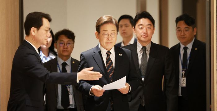 李대통령 "라면 2000원" 한마디에…여권, 식탁 민심 일사불란 대응