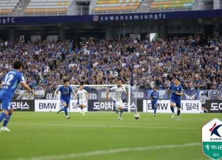 2부리그에 찾아온 ‘축구의 봄’…어떻게 2만 관중 시대를 열었나
