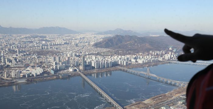 외인 ‘부동산 쇼핑’에 칼 뺀 서울시…규제 필요성 의견 ‘분분’