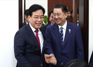 김병기·송언석 여야 원내대표, 첫 회동
