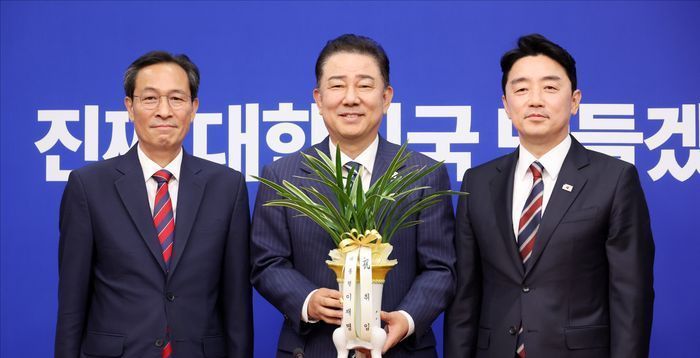 김병기 "李 대통령, 여야 원내대표 오찬 초청"