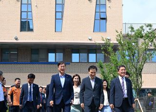 안산시, 경기도교육청과 다문화 교육 현장 점검…원곡초 준공식 열려