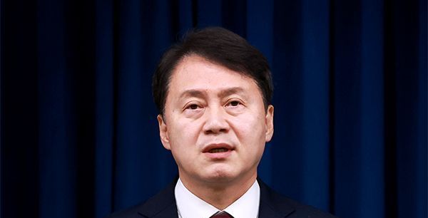 김주현 전 민정수석, 김건희 특검 출범 앞두고 '태풍의 눈' 부상
