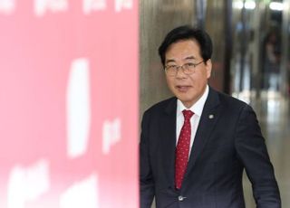 국민의힘 설전 속…송언석, '혁신위' 구성 강행하나
