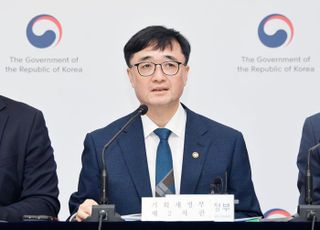 [2차 추경안] 민생에 방점 찍고 20.2조원 투입…세입 감소 문제 풀어야