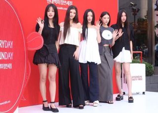 ‘자승자박’ ‘진퇴양난’ 뉴진스, 끝까지 화해의 손길 뿌리칠 수 있을까 [D:이슈]
