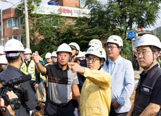 김동연, 폭우가 예보 앞두고 신안산선 복구 현장 찾아 "올해도 인명피해 없도록 잘 대처" 당부