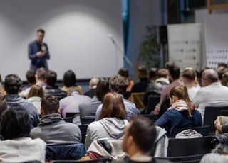 美 AI·반도체·제조업 투자 지속…NIW·EB-1A, '국익형 인재' 선택지로 유효해