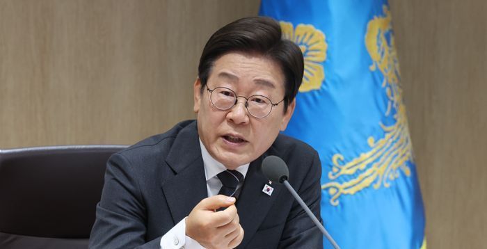 李대통령 "국가재정 이제 사용할 때 됐다"