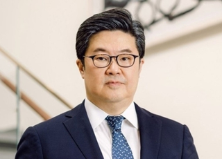 김병주 MBK파트너스 회장 "1조 사재 출연 없다…M&amp;A 최선"