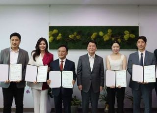 안철수, 실무형 특별보좌관 8명 임명…현장 목소리 가까이 듣는다
