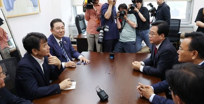 여야 원 구성 합의 난항에도…'20조 추경' 내달 초 처리 가능성