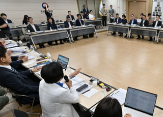 "상급자 명령 따랐을 뿐인데"…국정위 질책에 방통위 업무보고 중단
