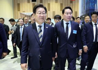 최태원의 AI 중심 성장전략, 李 지원사격으로 엔진 달았다