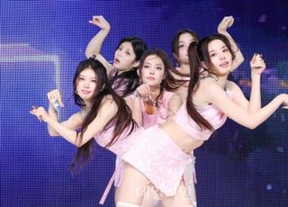 #아일릿의 밤 #'50세' 한고은, 세월이 빗겨간 미모 #이주빈, 바캉스 떠나요룩 [D:주간 사진관]