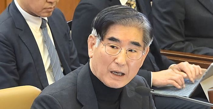법원, 김용현측 '내란 특검 추가기소' 집행정지 신청 기각