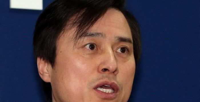 尹 내란 재판에 특검보 첫 출석…"박억수 특검보 공소유지 담당"