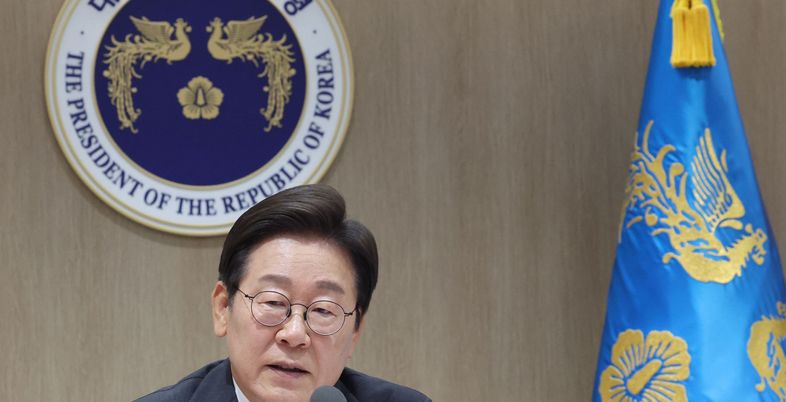 [속보] "李대통령, 중동 정세 등 고려해 나토 직접 참석 않기로"